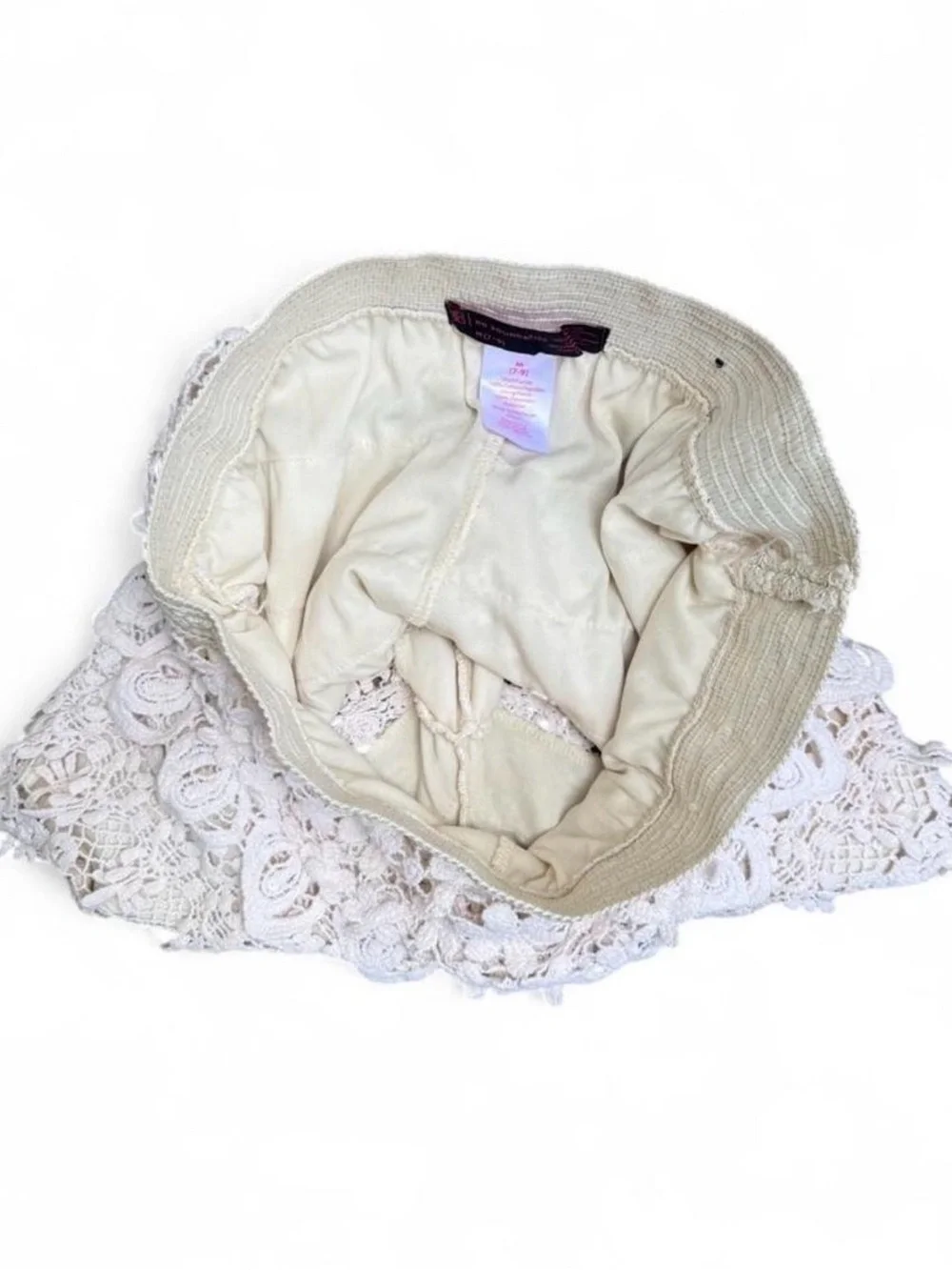 Cream crochet lace shorts No Boundaries Y2K Sz 7/9 - 100% cotton w/elastic waist